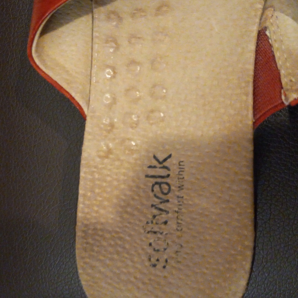 Software Sandals - image 3